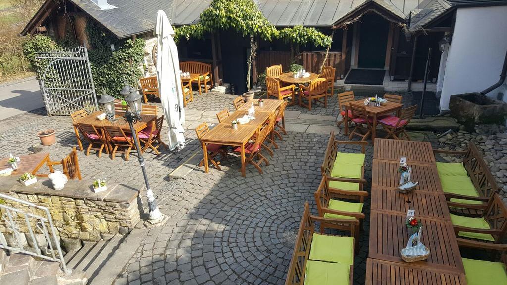 Altes Bierhaus Hotell Arzbach Eksteriør bilde