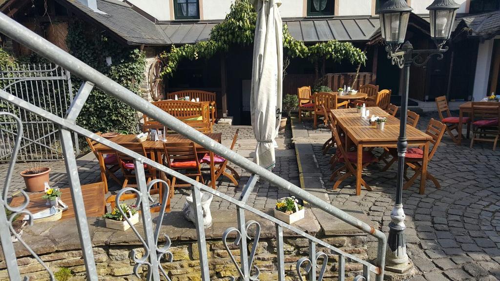 Altes Bierhaus Hotell Arzbach Eksteriør bilde