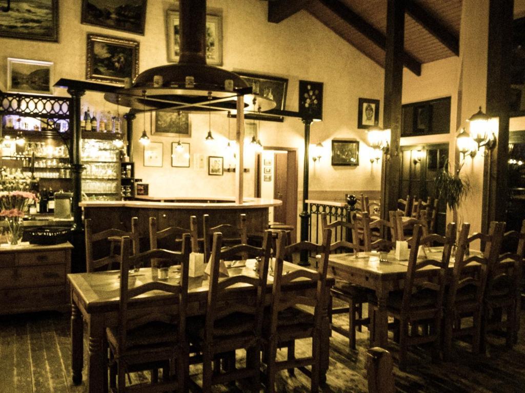 Altes Bierhaus Hotell Arzbach Eksteriør bilde